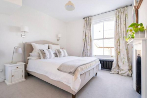 Boat House, Relax in a Whitstable Fisherman's Cottage